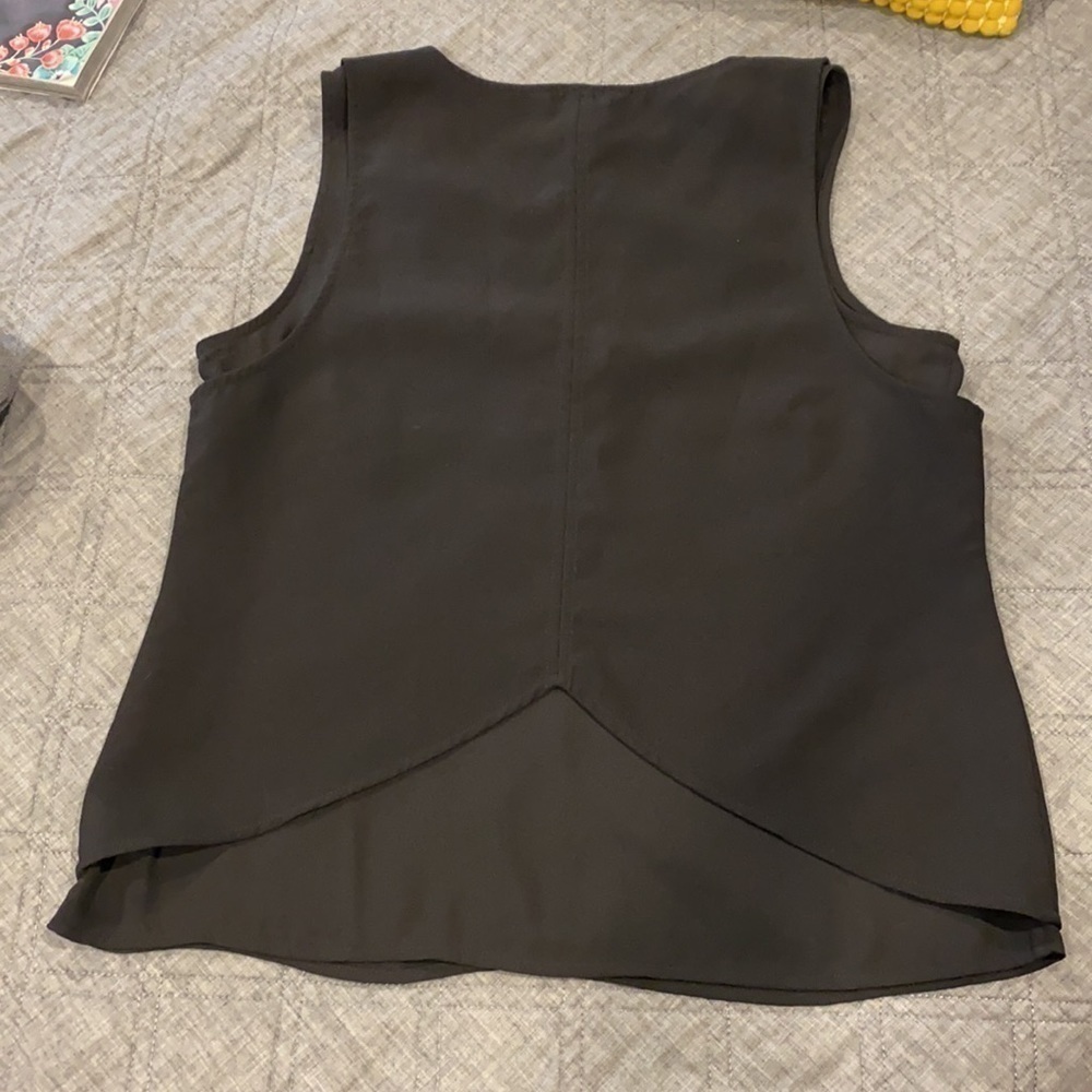 WHBM V Neck Double Layer Shell Top - Picture 11 of 11